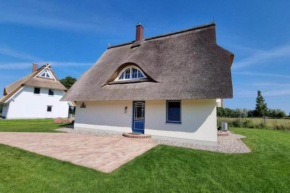 Wippezogel - Ferienhaus mit Sauna und Kamin für bis zu 8 Personen Am Salzhaff